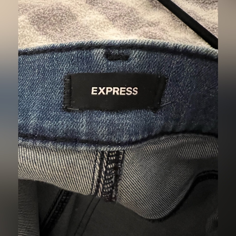 Express skinny jeans. High rise. - Picture 3 of 5
